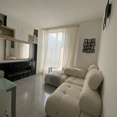 Luxminimal House Lecco